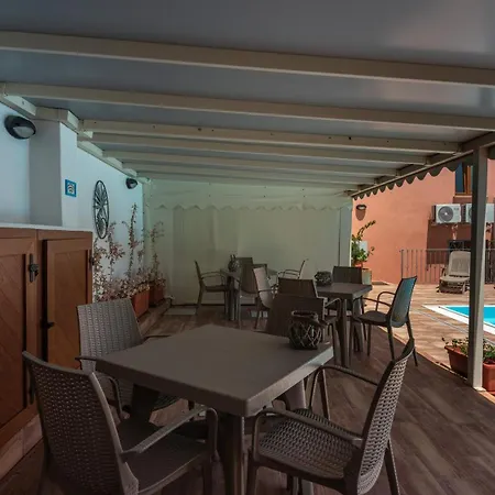 Relaxing Cristal Bedroom No1503 *